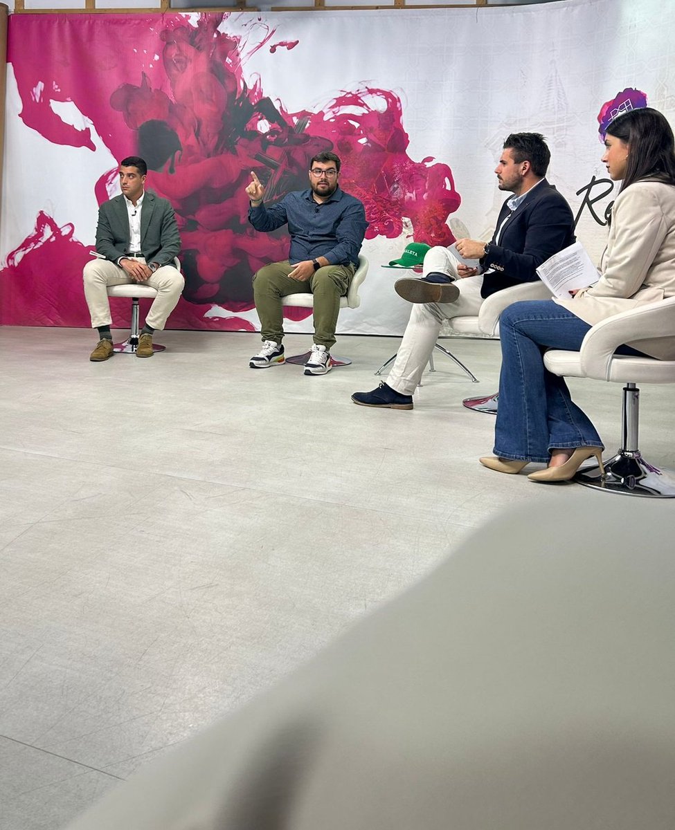 EduLopez1889's tweet photo. Hablando del @chocodetrasmayo, vamono mi gente buenayyyyy!!!! https://t.co/63pQ5j5rqN