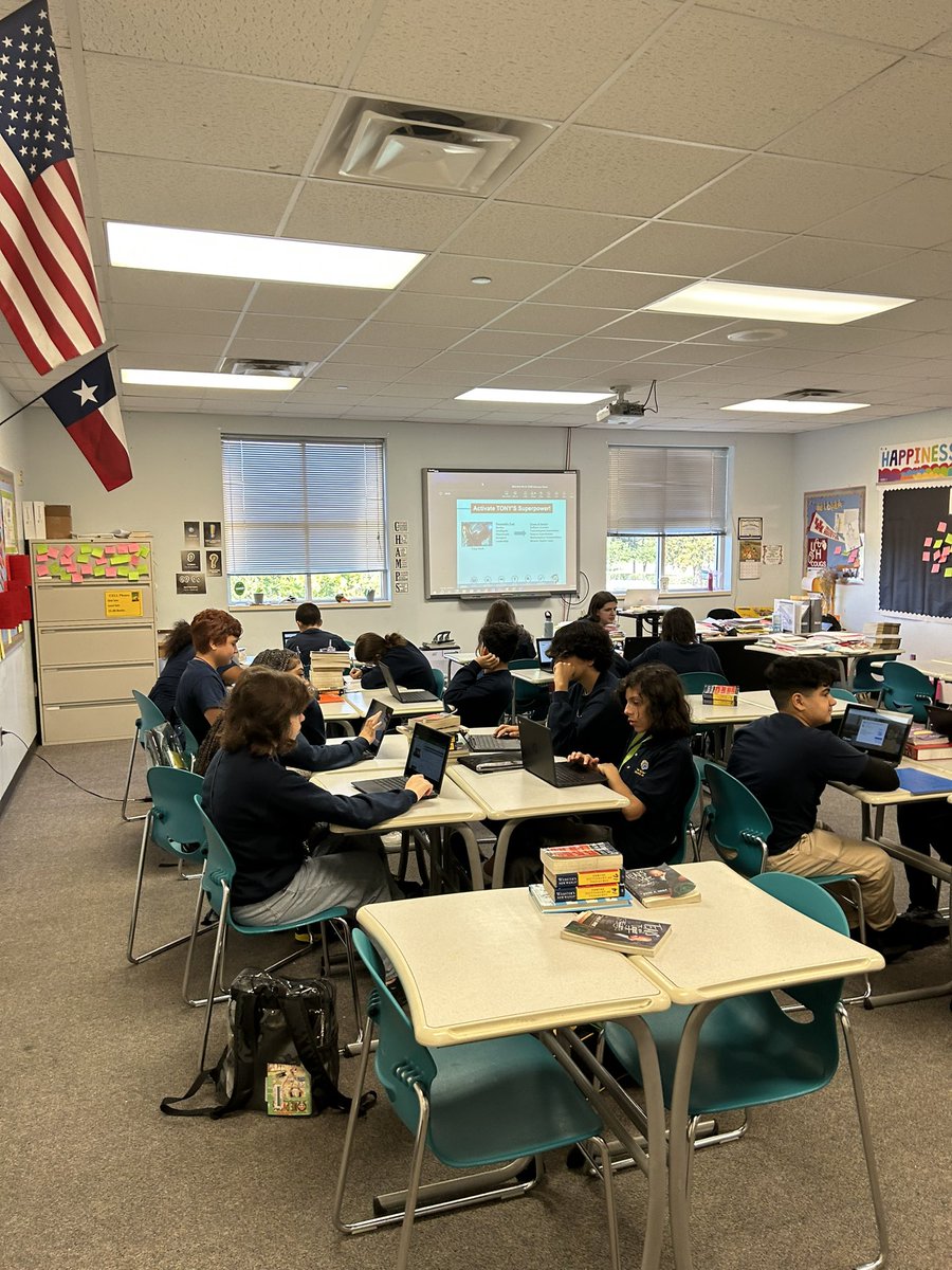 CounselorBoutte's tweet photo. West Briar 8th grade students were actively engaged during Advocacy while completing College and Career Readiness modules!! #collegeandcareer #careerclusters https://t.co/DDxxbcXjjY