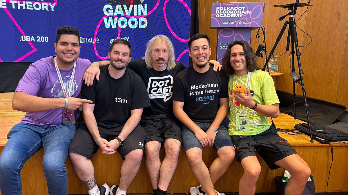 NachitoEth's tweet image. I have something in my eyes 🥹🥲
#PolkadotBlockchainAcademy 
#PBA #Polkadot  #BA🇦🇷

@gavofyork 🙌🏻💫
@EzioRed 
@maarmapa 
@0xlengo