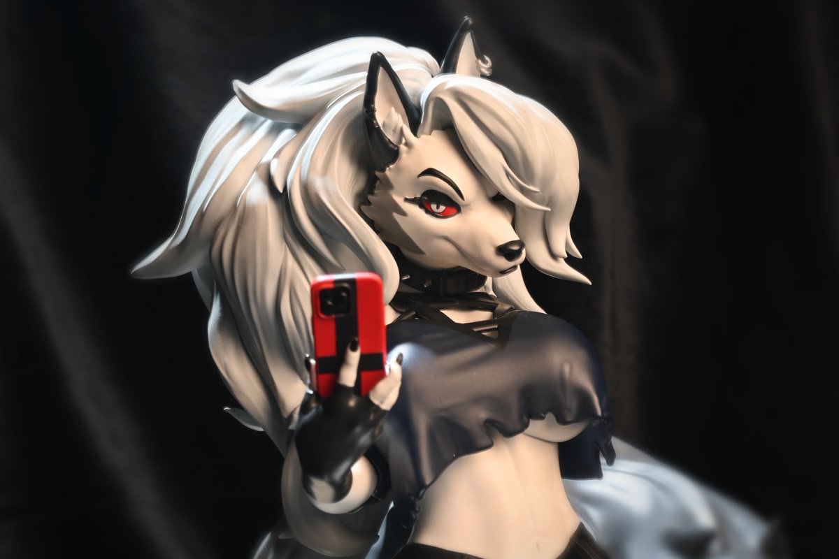 The Preorders for my Loona figure will be ending in two days! If you'd like one at the current price, now is the time!!

loona.dog

Thank you to everyone for enjoying her so much!!!