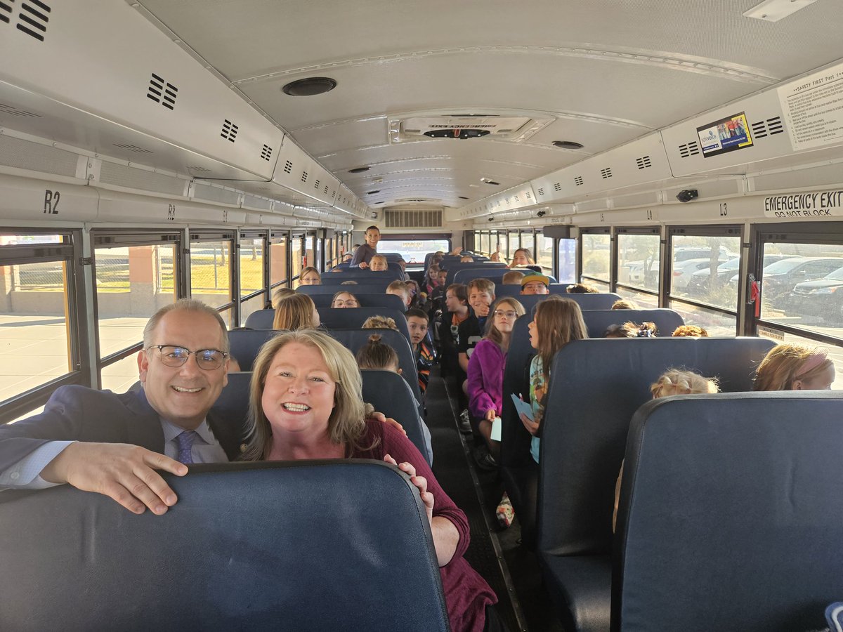 ClarkCountySch's tweet photo. Smalley ES 4th-grade students exciting first field trip since COVID to the @ClarkCountyNV Museum w/ Principal Heather Skramstad &amp; Superintendent Jara! 🚌 Students also surprised @JosephMLombardo with birthday wishes. 🎂 Smalley ES is the #1 rated ES school in NV! Congratulations! https://t.co/RpXPHmbKb5