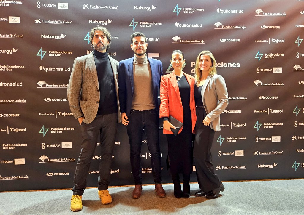 📣COMUNICACIÓN | Una delegación de <a href="/CCOO/">Comisiones Obreras</a> de #Andalucía y de <a href="/ccoosevilla/">CCOO de Sevilla</a> asiste al acto por los #35añosPublicacionesDelSur.
El periodismo de proximidad es vital para cohesionar Andalucía.