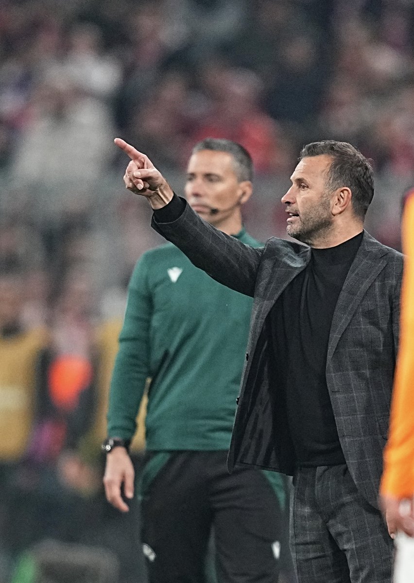 Sevdamız bir, hedefimiz bir! 💪

OKAN BURUK! 🧣