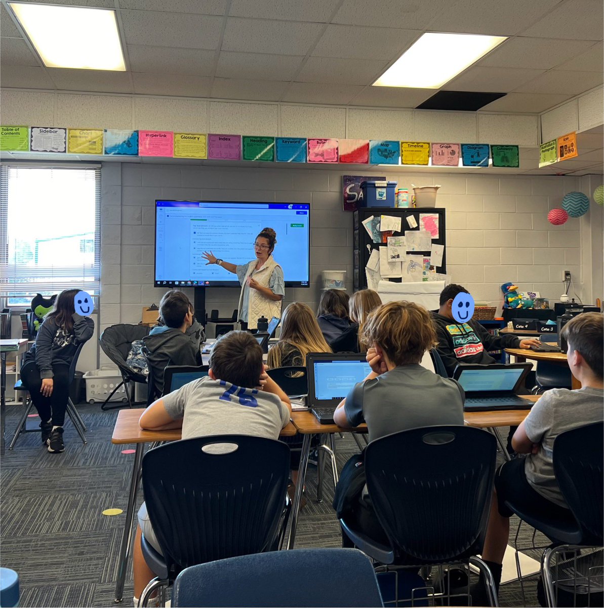 erinjurisich's tweet image. I have NEVER seen Ss so excited about research! These 6th grade @SBMSPIRATES learned how to use #SearchProgress in #MicrosoftTeams to find reliable information about TBIs to go w/ their reading of Restart by @gordonkorman 
#OnslowDLT #MicrosoftEDU