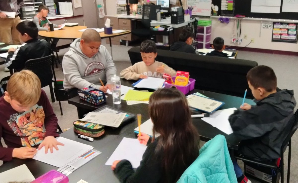 Flexible seating in a West Valley classroom. All students are on-task. Students are working collaboratively using academic vocabulary. Building brain power! @WVSD208 @WV_Futures