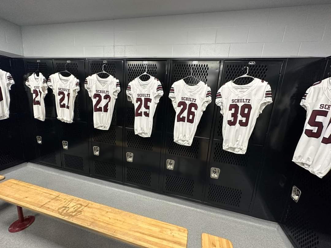 WCSchultzJH's tweet photo. The tradition continues. Prior to their last game tonight the boys walked into their locker room to see their jerseys hanging. Behind their jerseys were letters and cards from parents, teachers, family members, and friends. #TheSJHWay #Godogs https://t.co/pst2rHvgeM