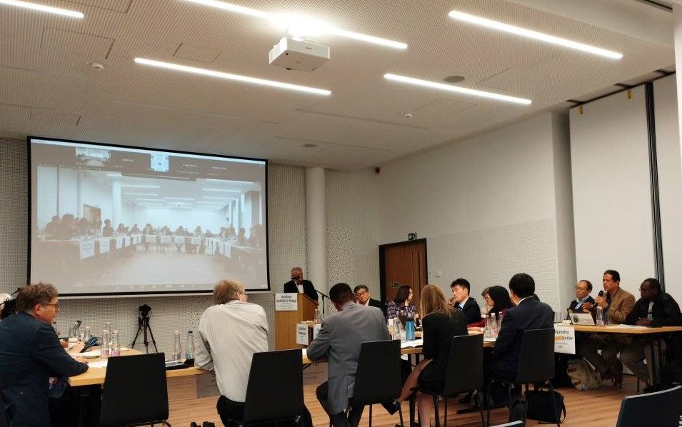 Instituto_CT's tweet photo. El 6 de noviembre se realizó el Coloquio Internacional de Manejo Sustentable de Lagos, previo al arranque de la 19th World Lake Conference, en Hungría. ¿qué se consiguió? Mucho, en el proceso de mejorar el manejo de los lagos del planeta.
👇🏾 Ver comentarios
#WLC19
#LagoChapala https://t.co/x0XCfuTvkI