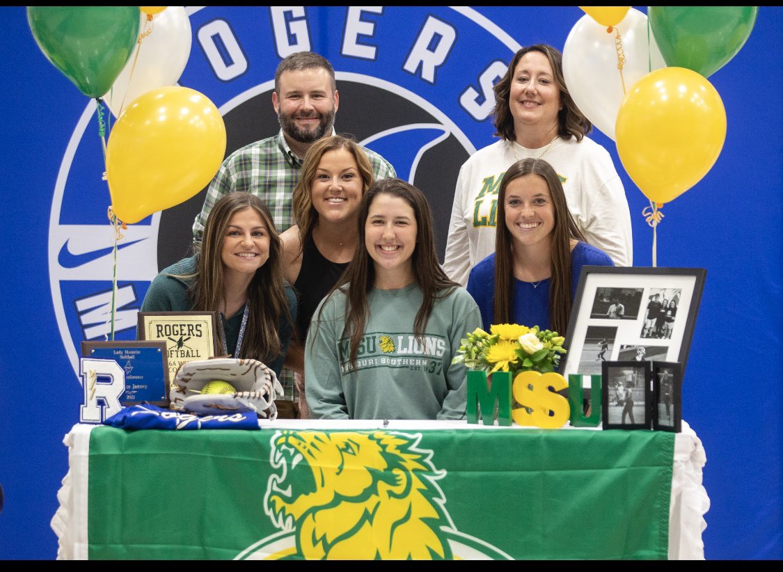 Congratulations to Kadence Janney (Softball)on signing a National Letter of Intent with MSSU. @RPS_Athletics <a href="/RHS_Williams/">Lisa Williams</a> <a href="/rhs_ladysb/">Rogers Lady Mountie Softball</a> <a href="/RogersSchools/">Rogers Schools</a>