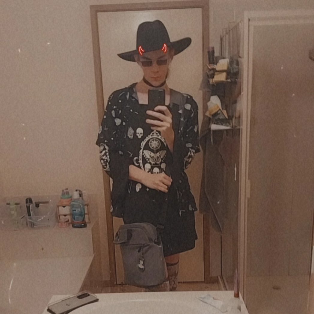 KnottivtT's tweet photo. Soooo uhhhh. Hiya again. It's me, knotti. Kinda just wanted to give a low-key update on my life. 

So as it can be expected, I'm openly trans-fem now. Have been for about 7 months, and its the best decision I ever made. https://t.co/WPac5irbdD