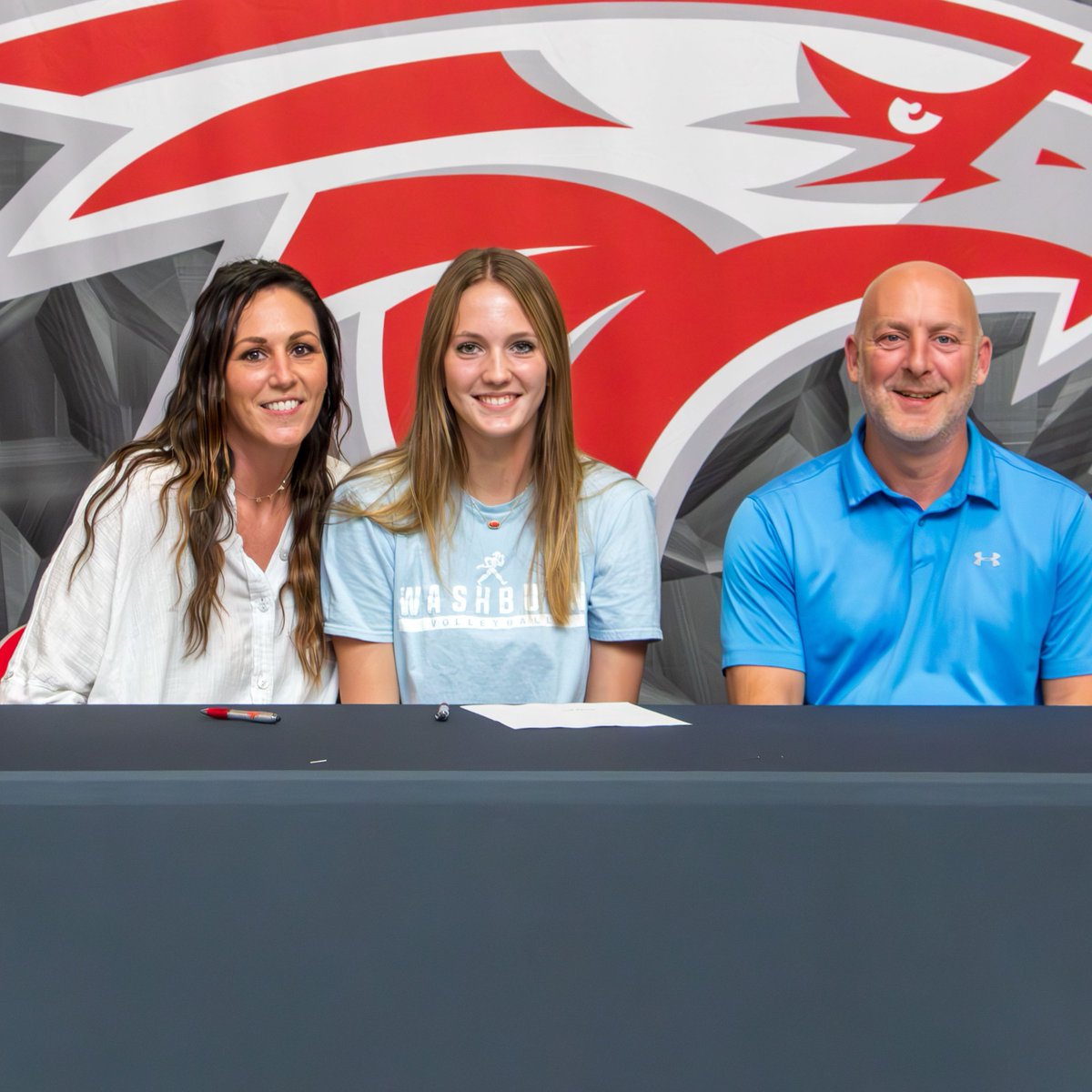 👏📄🖊️ Congratulations to our 🏐 2 <a href="/NixaVolleyball/">Nixa Volleyball</a> athletes on inking their National Letters of Intent today!

-Jacy Bray, University of Texas at Arlington (<a href="/UTAMavsVB/">UTA Volleyball</a>)
-Ava Owens, Washburn University (<a href="/IchabodVB/">Washburn Volleyball</a>)