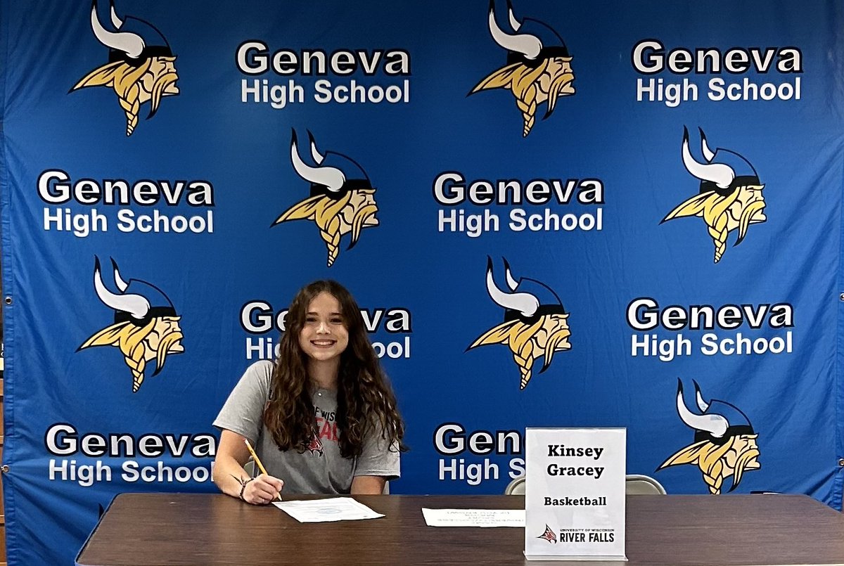 Congratulations Kinsey Gracey who will continue to play <a href="/GHS_girls_bball/">GHS Girls Basketball</a> at @UWRFWomensBball