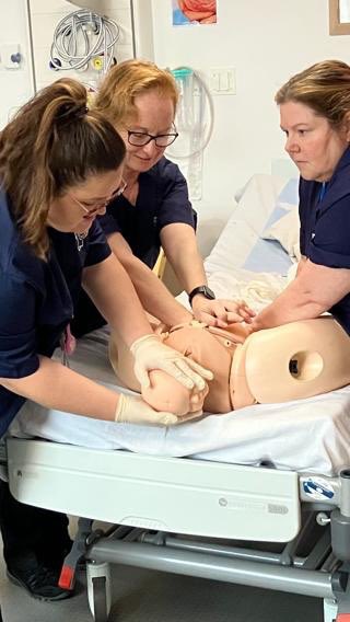 sarah_hookes's tweet photo. Our @jane20007417 has been @AneurinBevanUHB today at their Community @PromptWales Here’s some footage from the day 😁 Well done team! @DonnaC72 @AmyHayman_ @jaynebeasley @JonathanWebbWRP @attorre_b @JenileeCH85 @SarahLMorris13 @WRPsafety_learn @NWSSP https://t.co/Mbj91g88kF