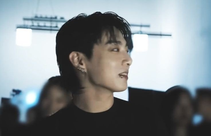 jiminfrutinha's tweet image. #jikookau : onde Jimin sempre sonhou em assumir a empresa de seus pais, mesmo que isso significasse abrir mão de sua vida amorosa. Mas após 6 meses casado com Jeon Jungkook, o cara mais misterioso e cínico existente, percebeu que casamentos sem amor não são tão fáceis de lidar.