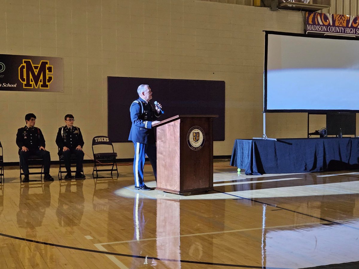 AamuRotc's tweet image. Thank you Madison County High School JROTC Tiger BN for inviting us to your Veteran's Day Salute!
We love supporting our local JROTC programs!
#6thbrigadearmyrotc #cadetcommand #armyrotc #GoBulldogs #serviceissoverignty #rotc #bulldogbn #aamu #aamurotc