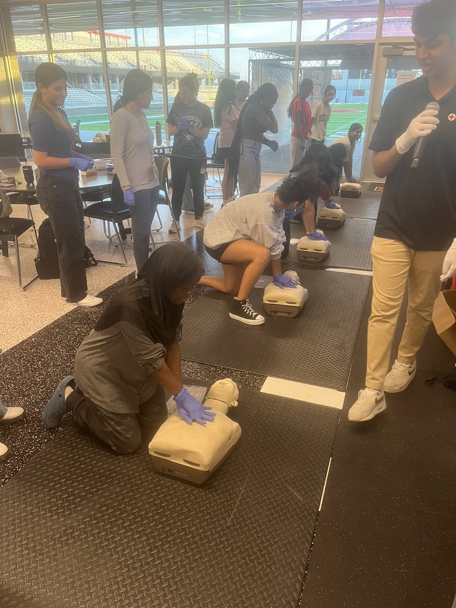 NurseVenner's tweet photo. MHS HOSA and Red Cross students are undergoing CPR and FAST training! #CardinalCTE #MelissaSchools #CardinalsRise https://t.co/capHvdaReU