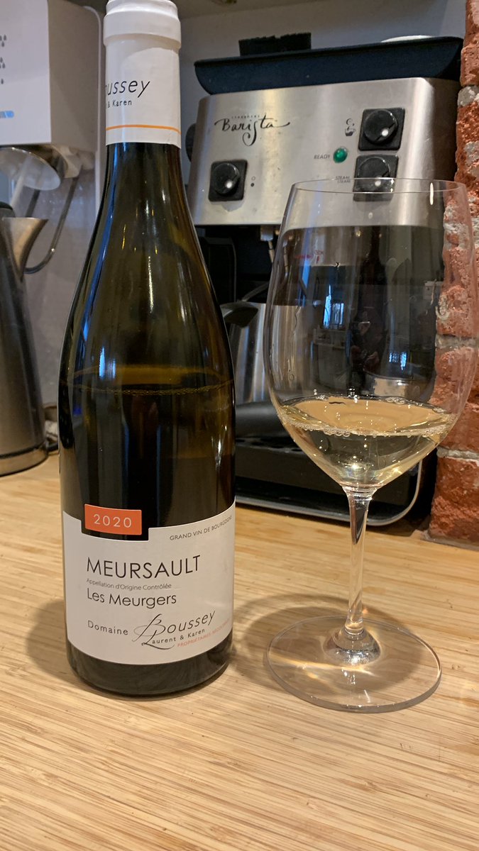 Web3WineGod (33.3%) tweet media
