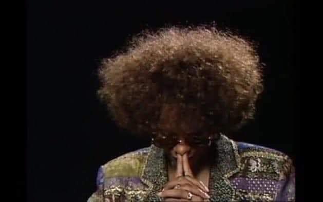 yourditarrie_'s tweet image. This man done had two babies on this woman and she still married him. AND SHE was the one that proposed to him. #DivorceCourt