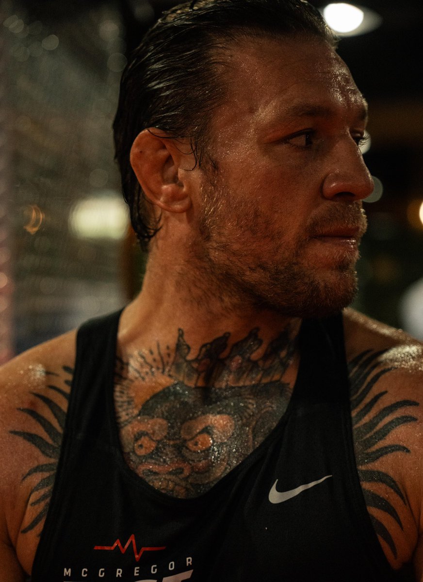 TheNotoriousMMA's tweet photo. ❤️☘️ https://t.co/gWZbyVdXHX
