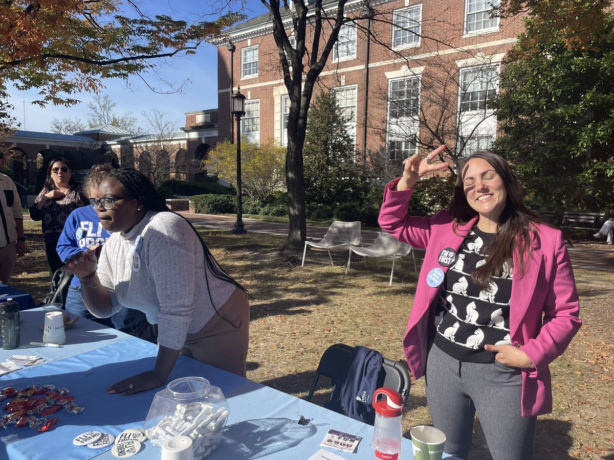 AmailieSantos's tweet photo. Happy #FLIday at JHU! Celebrating first generation students at JHU 🥳 https://t.co/BHHjyHvl0C
