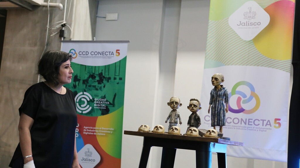 Dessignare's tweet photo. CCD Conecta 5 presenta a la directora de Stop Motion Rita Basulto, cuyo cortometraje “Humo” está en la preselección al Óscar como mejor cortometraje animado.
@ccdjalisco
@pixelatl
#animacionmexicana
#stopmotion
#ccdconecta
@rita.basulto
@humo_shortfilm https://t.co/dkKmffl7Op