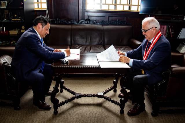 UNIoficial's tweet photo. #FirmaDeConvenio I ✍️ Se llevó a cabo la Firma de Convenio Marco de Cooperación Interinstitucional entre la Municipalidad Provincial de Yauli - La Oroya y la Universidad Nacional de Ingeniería. https://t.co/lJ5q7VlXf7