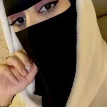 هل يستطيع الرجل أن يحب امرأتين في وقت واحد ؟