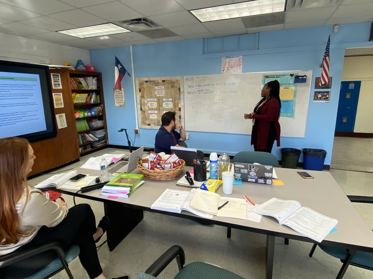 MsMari_0's tweet photo. PEELER PROUD! Our teachers were modeling and providing feedback to each other! So impressed with their vulnerability and collaborative efforts! @PeelerPirates https://t.co/SzQtwh9wye