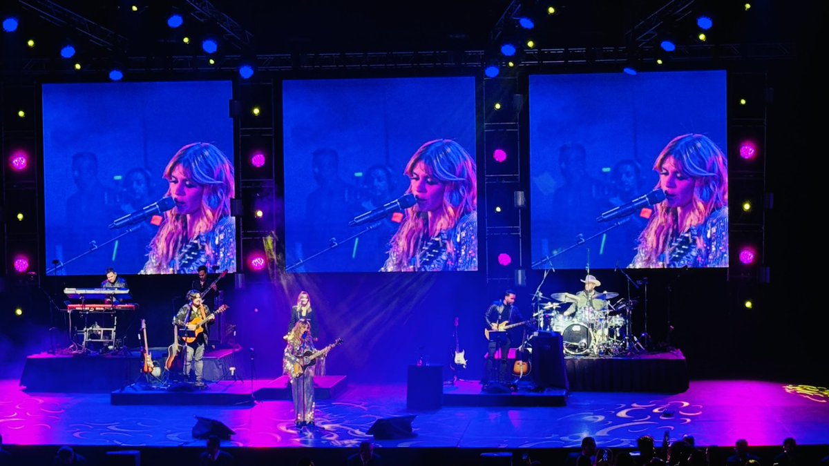 6/nov/2023 #concierto de <a href="/kanygarcia/">Kany Garcia</a> en el <a href="/AuditorioMx/">Auditorio Nacional</a> 🎵🎶 #Kany #live #music