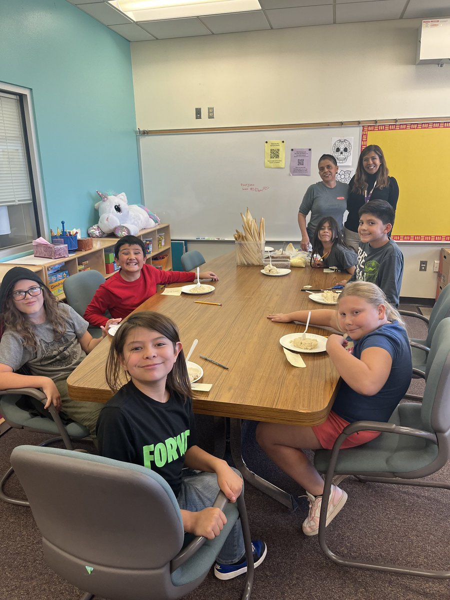 Our after school programs rock. That’s right. After genius hour we have after school programs. These students learned how to make tamales today! Thank you to our volunteer. Good job to all the staff making it happen. <a href="/ABQschools/">APS</a> <a href="/GBryanGarcia/">Bryan Garcia</a>