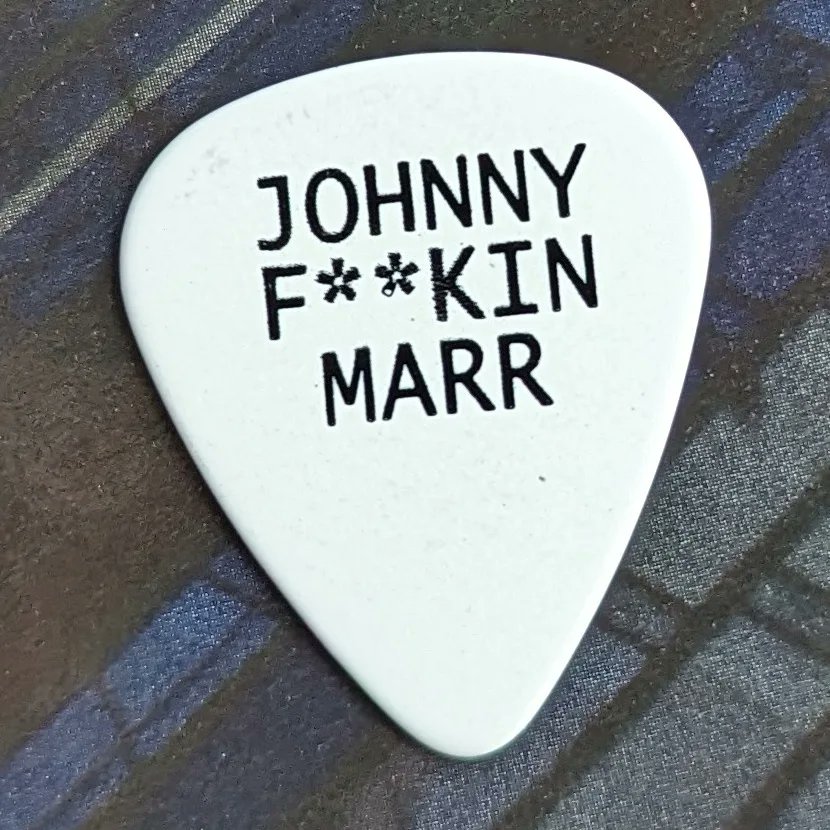 dainascot's tweet photo. He gave my daughter this plectrum today when we met him.  Lovely guy! Thanks so much #johnnymarr https://t.co/wBFJV9nJow