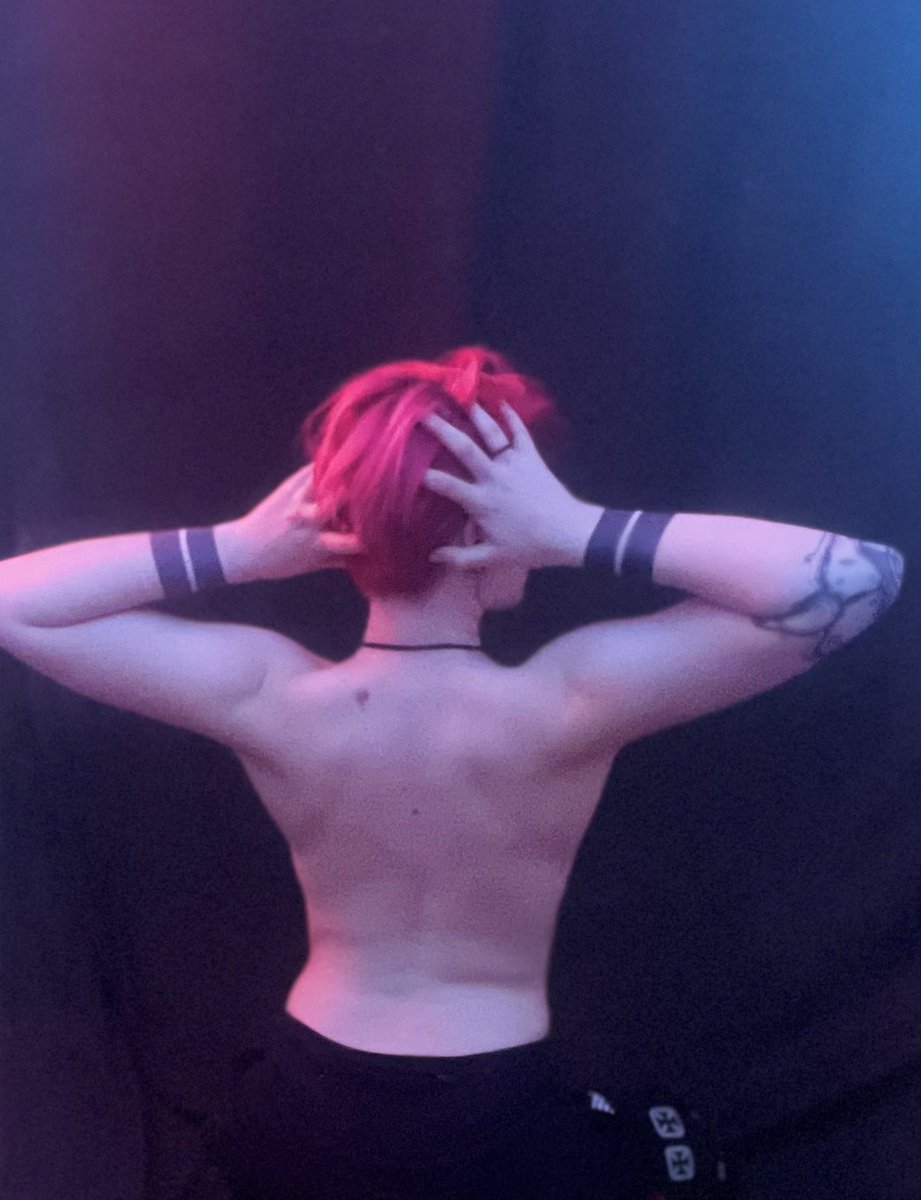 Ghostsins_'s tweet photo. Some muscle appreciation✨
Would look better covered in scratches and bruises but what do I know https://t.co/oqjbM6ldNj