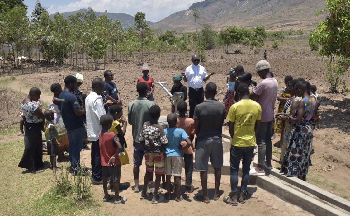 JCED_Malawi's tweet photo. With the help of @jesuitenmission #JCED increased access to #CleanWater &amp; #SafeWater for #CycloneSurvivors. A new borehole for Mchenga community. 3 boreholes in Chiradzulu rehabilitated after #CycloneFreddy damages.  @JENA_Africa #WaterIsLife 
#WeAreInThisTogether #ClimateAction https://t.co/97tRz9tn2A