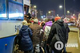 Шинэ автобусаа шударгаар тултал нь оруулж ирсэн бол иргэд зутрахгүй байх байлаа. Хулгайч нарыг бүү март. Тэдэнд хариуцлага хатуу тооц.