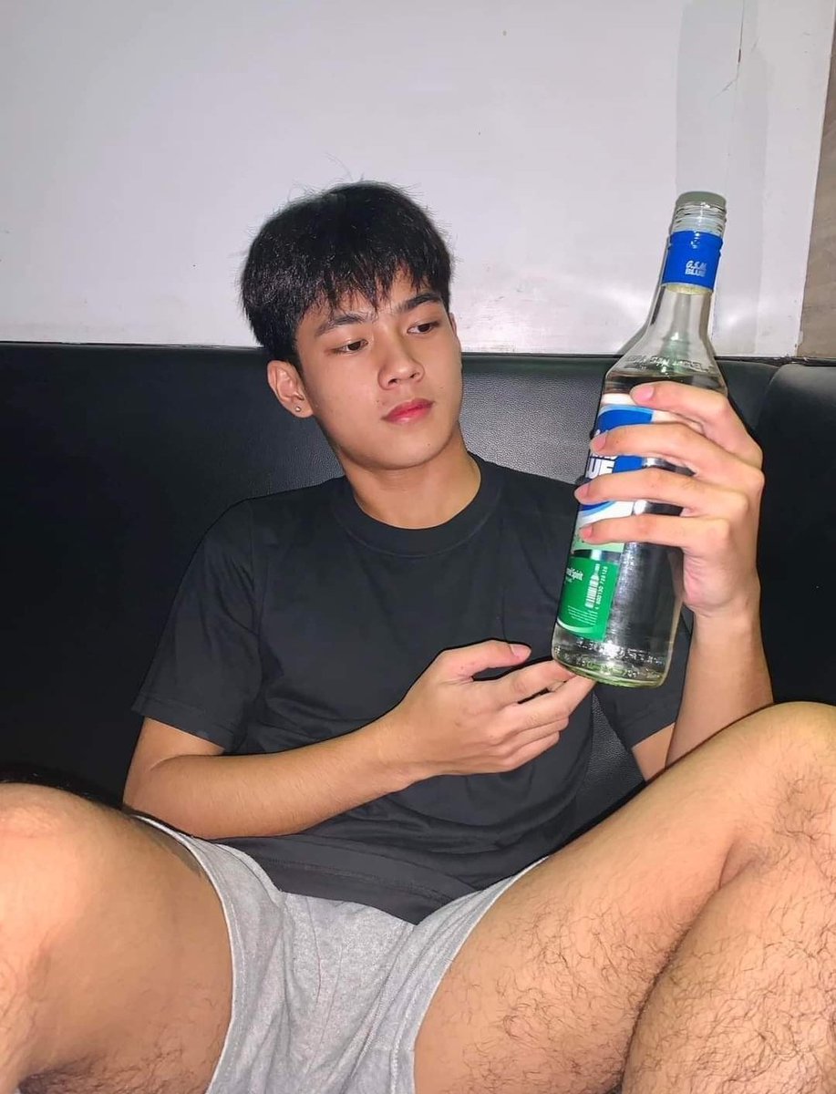 Carmageddon8's tweet photo. Tara walwal 😂#altertacloban #alterleyte https://t.co/MOAakYf9Bv