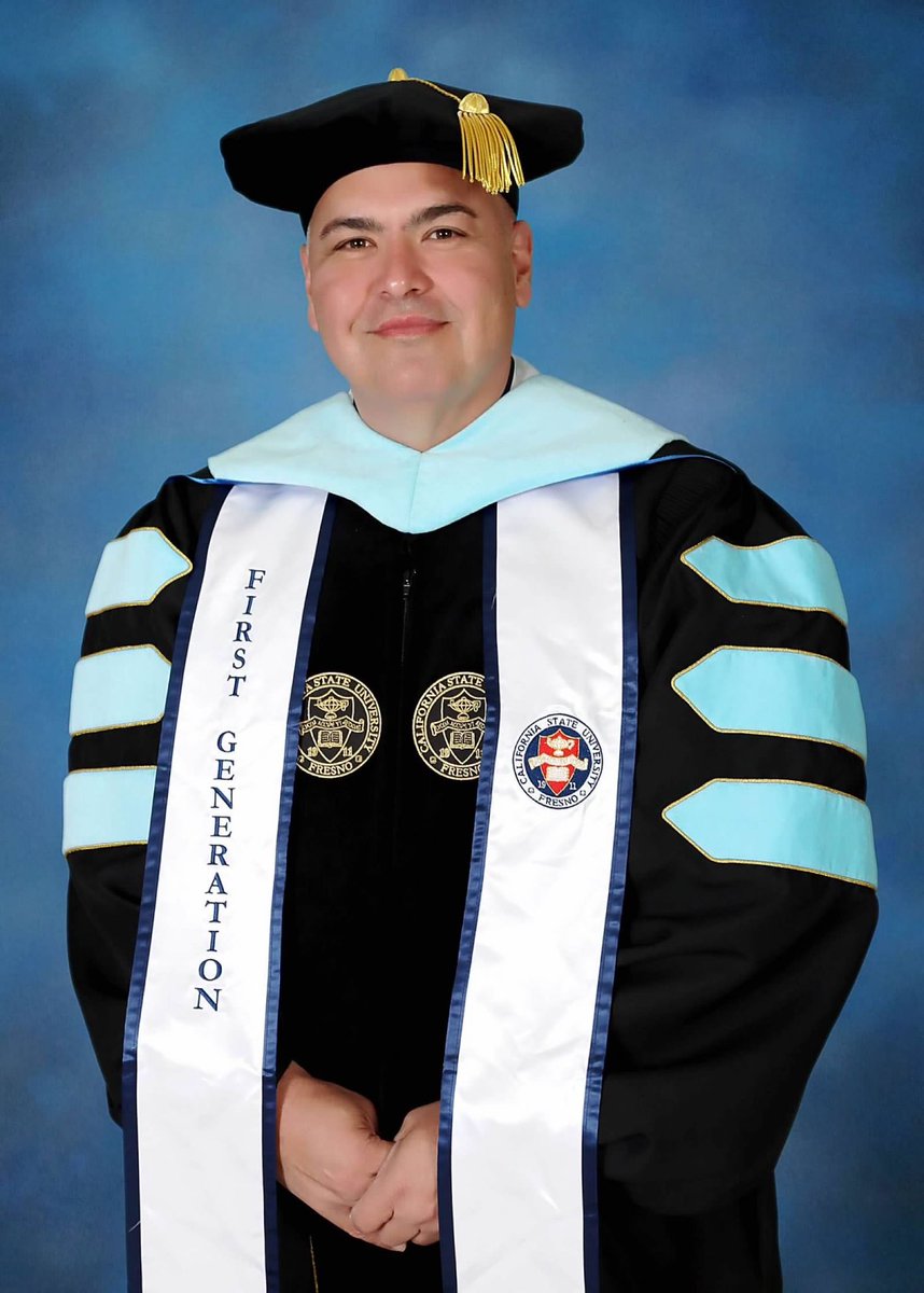 sauulsalinas's tweet photo. #FirstGenerationCollegeStudentDay #FirstGenDay Let’s go! @FresnoStateEOP @EdDFresnoState @Fresno_State @FresnoStateAlum Class of 1996 (BA), 2003 (MSW), 2009 (MA), 2022 (EdD) https://t.co/8ZiyvT86Fd