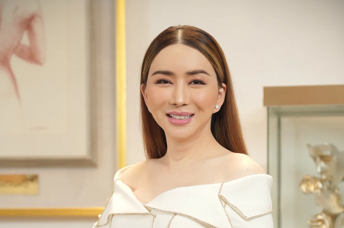 “แอน จักรพงษ์” 
เผย บมจ.เจเคเอ็น โกลบอล กรุ๊ป JKN ได้ยื่นศาลล้มละลายกลางขอฟื้นฟูกิจการแล้ว เพื่อแก้ไขสภาพคล่องทางการเงินโดยมีกฎหมายรองรับ 

#JKN