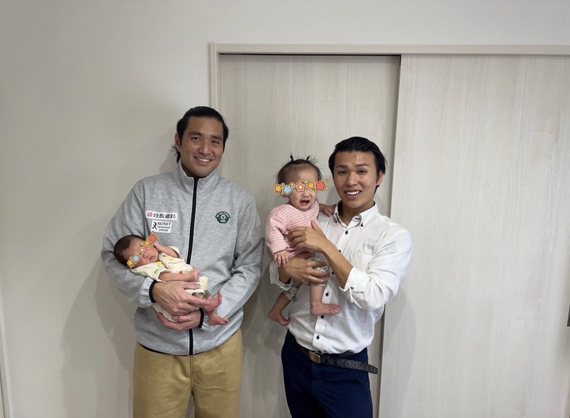 妻の知り合いで、株式会社ランナーズハイ川俣様が経営されている狭山ヶ丘スポーツ整骨院・整体院にて身体のメンテナンスのサポートをして頂けることになりました！

狭山ヶ丘スポーツ整骨院・整体院HP
sayamagaoka-sports.com

お互いに子育て奮闘中で、今回は子連れでの契約になりました👶🏻笑