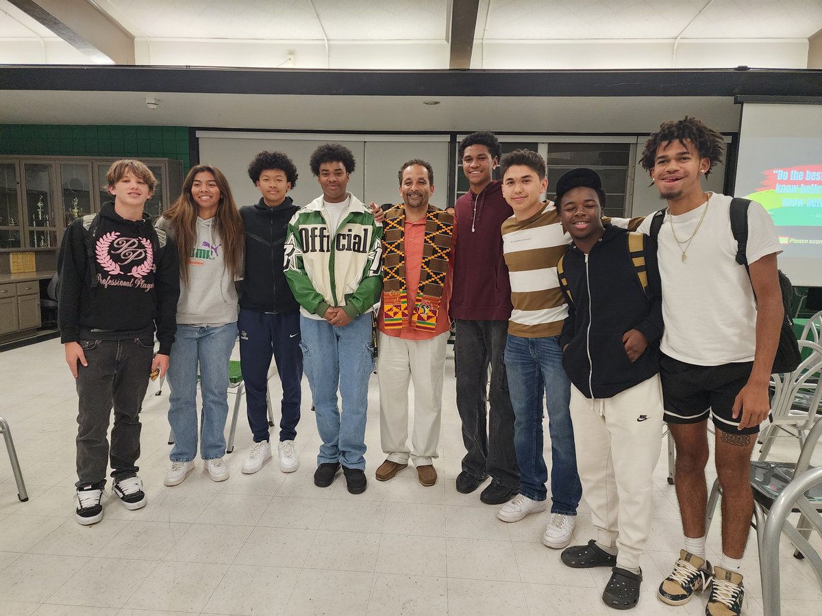 Easter Finley tweet media