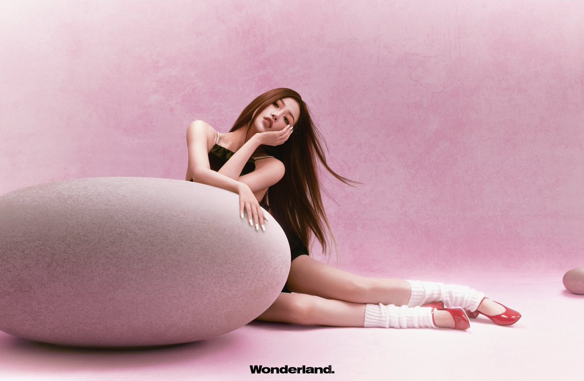 MagzCollection's tweet photo. [CHINA] Esther Yu for Wonderland China Magazine - June 2023 #magzCO https://t.co/sM0zNOjvIo
