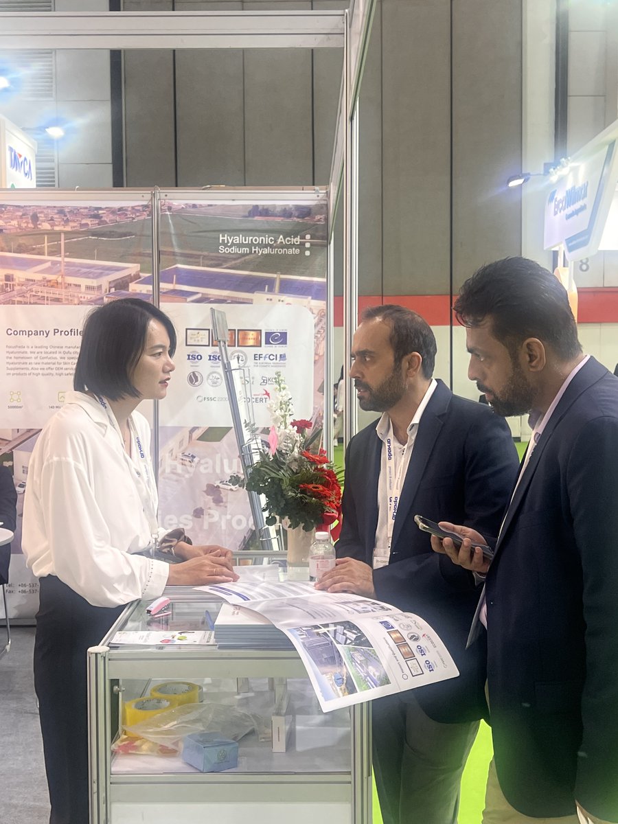 Focusfreda's tweet image. 🌟 【Day 2】at in-cosmetics Asia and the atmosphere is electric! #hyaluronicacid 

The countdown to our Thailand journey has begun, and we&apos;re eager to welcome you at Booth【T10】with open arms.  🤝💄 

#incos #incosmetics @incosmetics  #incosaisa #focusfreda #COSMETICS