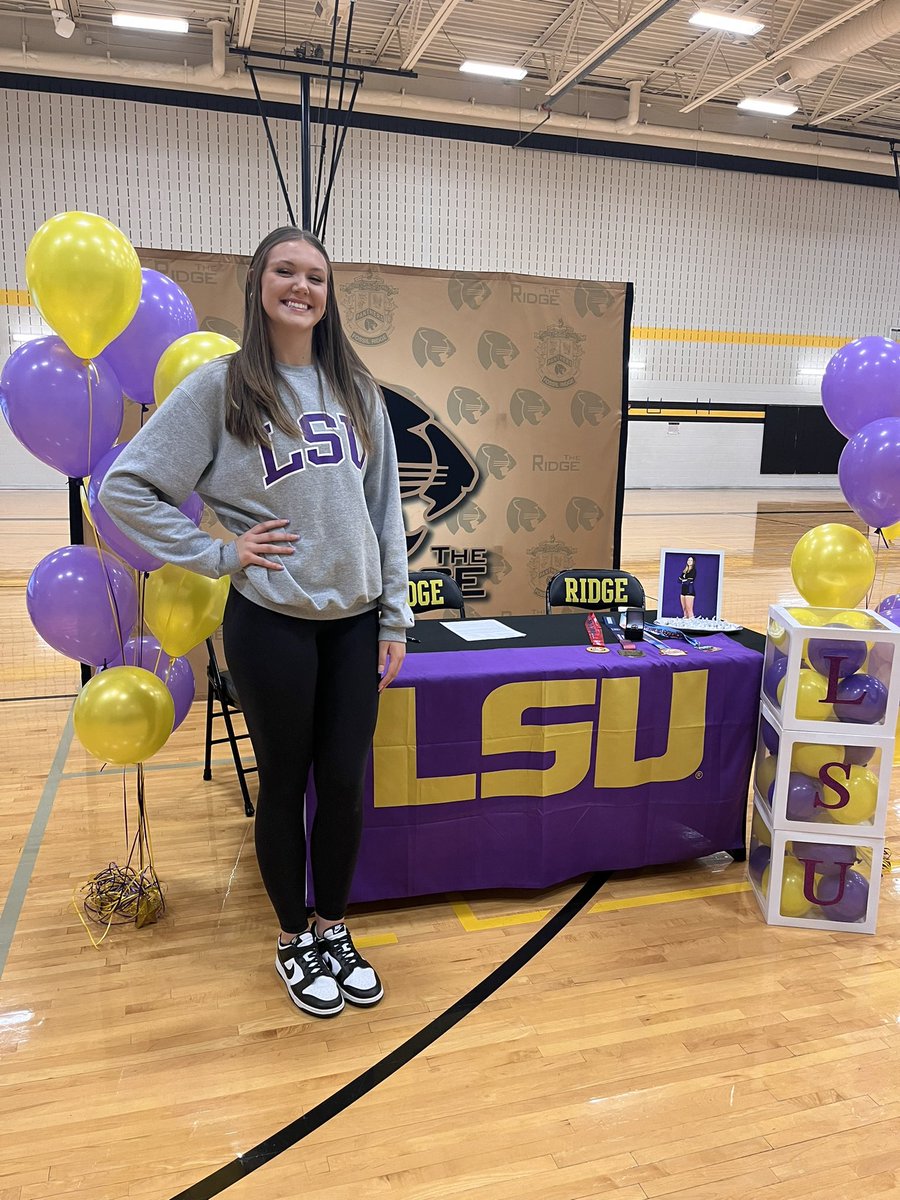 FRHSVolleyball's tweet photo. Her skill and leadership will not be forgotten. What an asset Lainee Pyles has been to this program and her teammates! Wishing @laineepyles11 all the best at LSU! 🐅 🐾💜💛 @KISDAthletics @Gosset41 @VRMSGAthletics @FHMLadyPanthers @FossilRidgeKISD @ridgepanthers https://t.co/EE2DKpLFUv