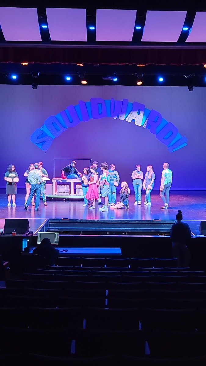 First Tech Rehearsal for The SpongeBob musical is under way.
