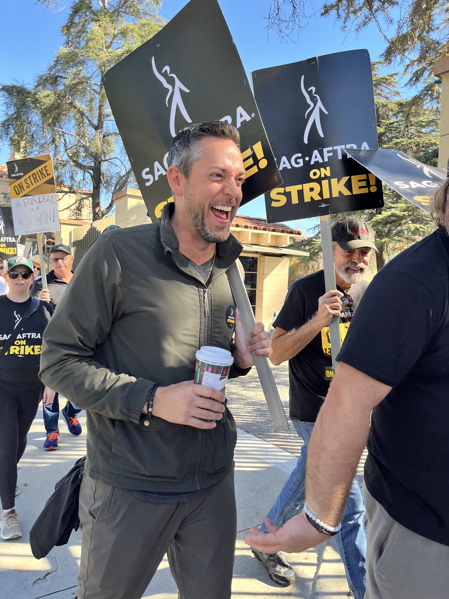 SAG-AFTRA tweet media