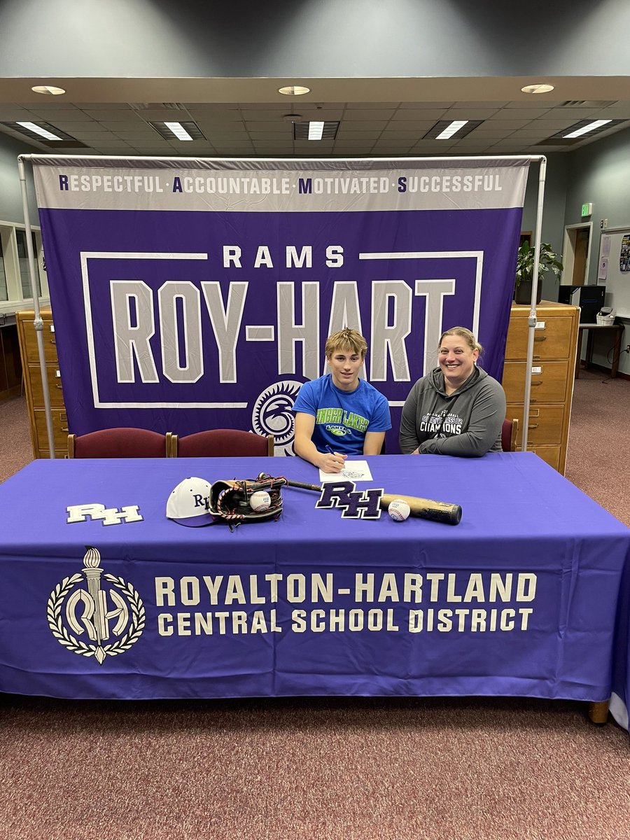 home_rh's tweet photo. Congratulations Sr. Ethan Kuzma
National Signing Day!
Ethan will continue his education and baseball career at Finger Lakes CC
@FLCCBaseball 
Congratulations ProudRAM! https://t.co/3nhu2lmykf