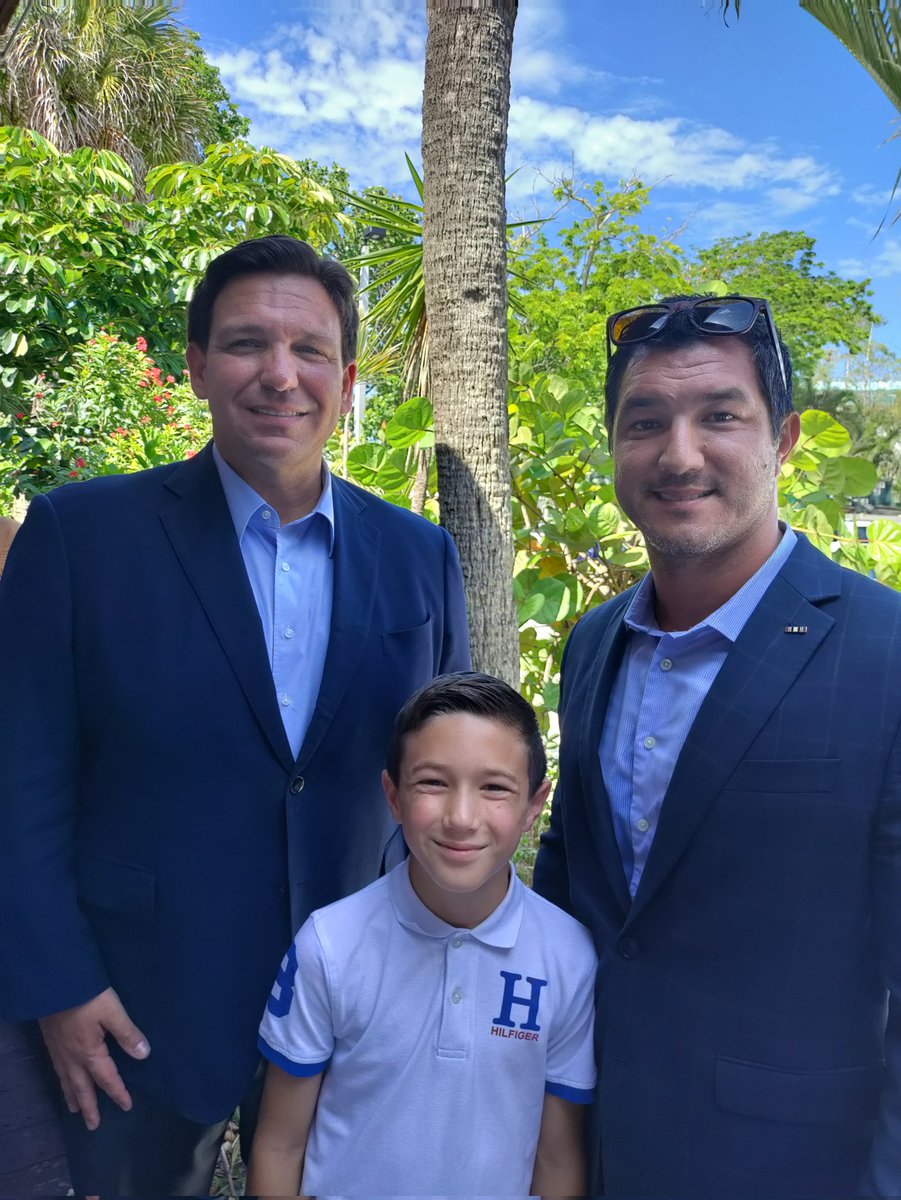 I'm #withDeSantis because he's a fellow Iraq war veteran. In fact, he's the only #Veteran running for President.