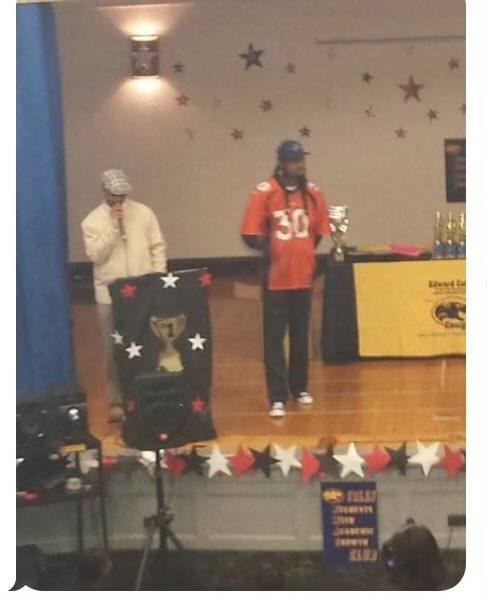 JeffDase's tweet image. 10 years ago … Assistant Principal Estes (Common) ⁦@common⁩ &amp;amp; Principal Dase (Snoop) ⁦@SnoopDogg⁩ hosting the BET (Boosting Educational Talent) Awards Show at Edward Coles Language Academy #GreatTimes #DynamicDuo #FromTheBottomToTheTop