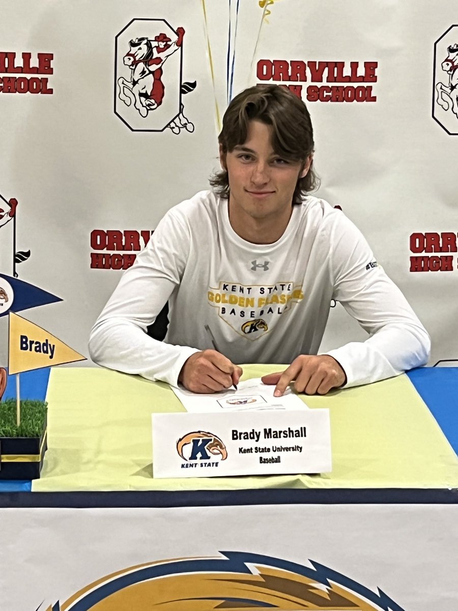 Our family will forever be grateful to Coach Adrian Abrahamowicz &amp; ⁦<a href="/T3_Warhawks/">T3 Warhawks</a>⁩ for helping Brady reach his dream. ⁦<a href="/Rua_Numba_2/">Ryan Rua</a>⁩ ⁦<a href="/T3Warhawks_Mez/">Todd Mezlak</a>⁩