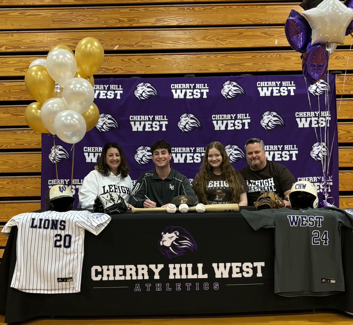 Connor Owens (@owens2499) on Twitter photo Go Mountain Hawks!! ✍️⚾️
<a href="/LehighBaseball/">Lehigh Baseball</a>
<a href="/CHW_Baseball/">Coach Mac</a>
<a href="/ScanzanoCombat/">Scanzano/Combat Baseball</a>
<a href="/CoachChristianL/">christian lee</a>
<a href="/TreadAthletics/">Ben Brewster</a> Go Mountain Hawks!! ✍️⚾️
<a href="/LehighBaseball/">Lehigh Baseball</a>
<a href="/CHW_Baseball/">Coach Mac</a>
<a href="/ScanzanoCombat/">Scanzano/Combat Baseball</a>
<a href="/CoachChristianL/">christian lee</a>
<a href="/TreadAthletics/">Ben Brewster</a>