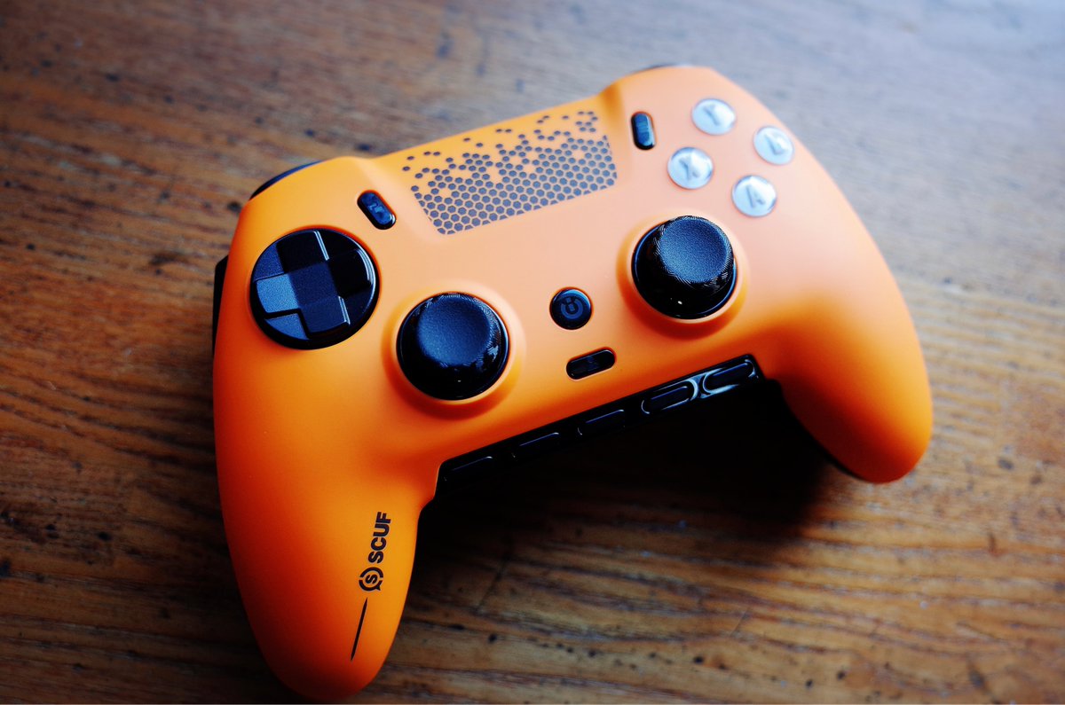 SlowKinax's tweet image. SCUF ENVISION PRO Received in Japan🇯🇵
Just in time for MWIII.
Thanks to SCUF Team! 
@ScufGaming  #SCUF  #INVISION  #MWIII