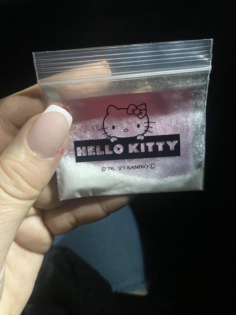 god i LOVE girl dealers. men. step ur pussy up.